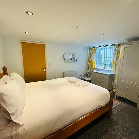 Near Harbourside & Centre Apartamento Bristol